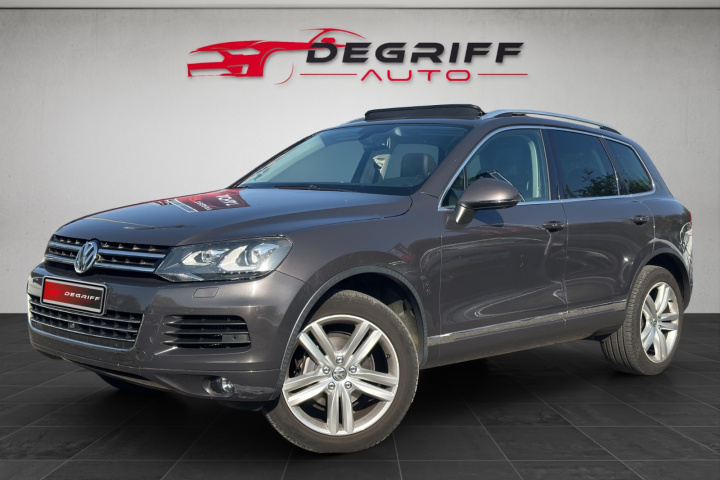 VOLKSWAGEN TOUAREG