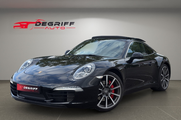 PORSCHE 911 CARRERA COUPE