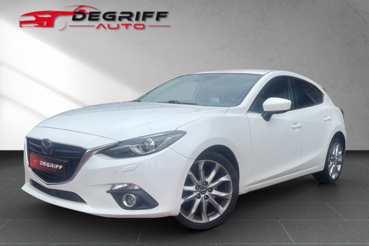MAZDA MAZDA3